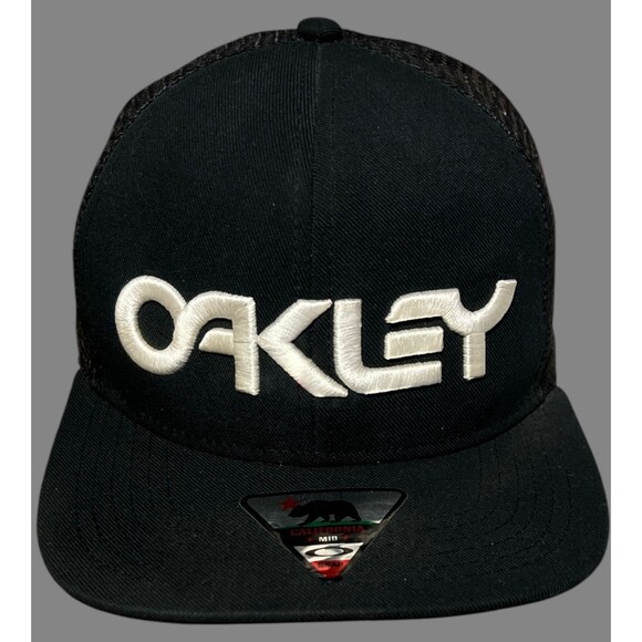 Oakley SnapBack Adjustable Black Raised Letters Mesh Back Cap - Picture 1 of 7
